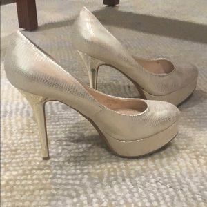 Guess heels